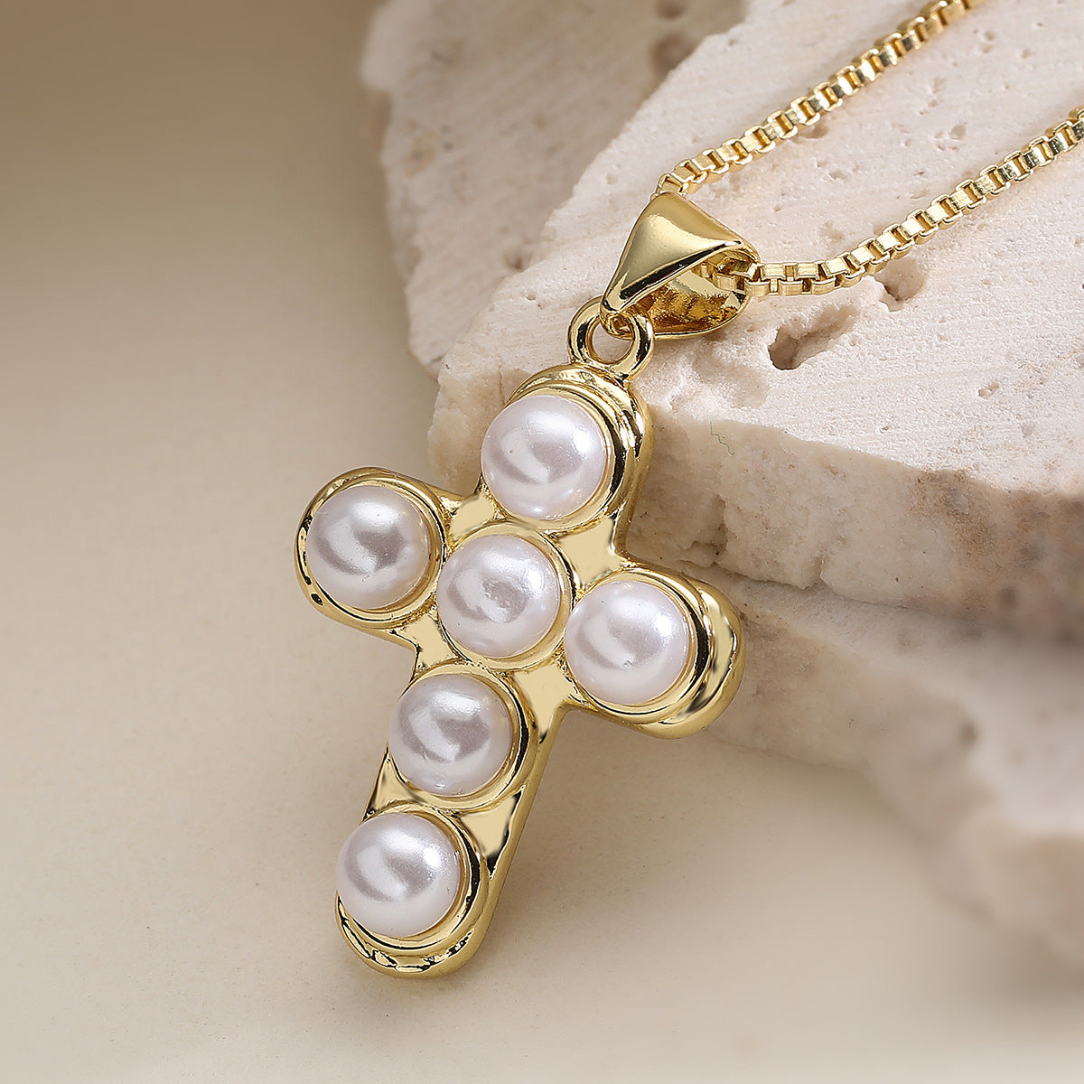 Minimalist 18K Gold Plated Brass Cross Pearl Pendant Necklace for Women
