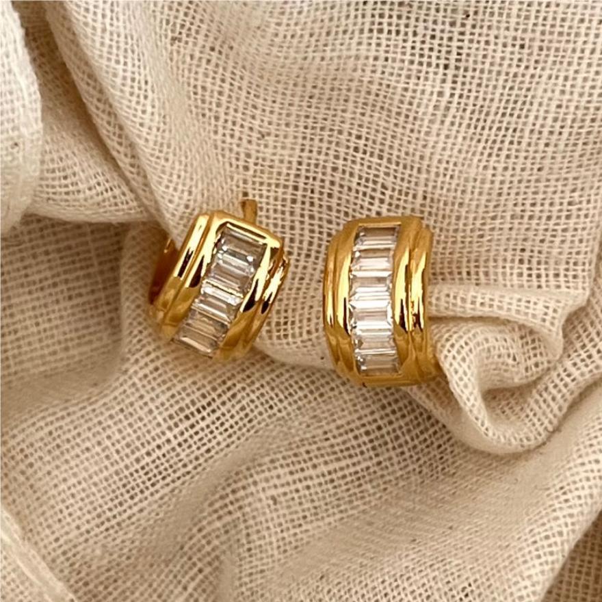 Minimalist Geometric Letter-Shaped 925 Sterling Silver Stud Earrings with Gold Plating