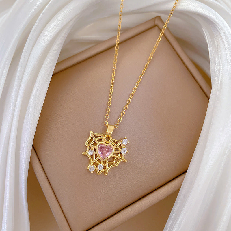 Collana da Donna Minimalista con Ciondolo a Cuore Vuoto, Catena in Acciaio Inossidabile con Accenti di Strass, Elegante Gioiello per Clavicole