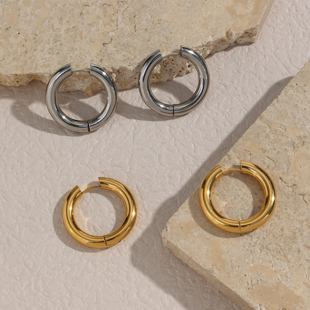 Pendientes de aro geométricos de acero inoxidable bañados en oro de 18 quilates de moda minimalista para mujer
