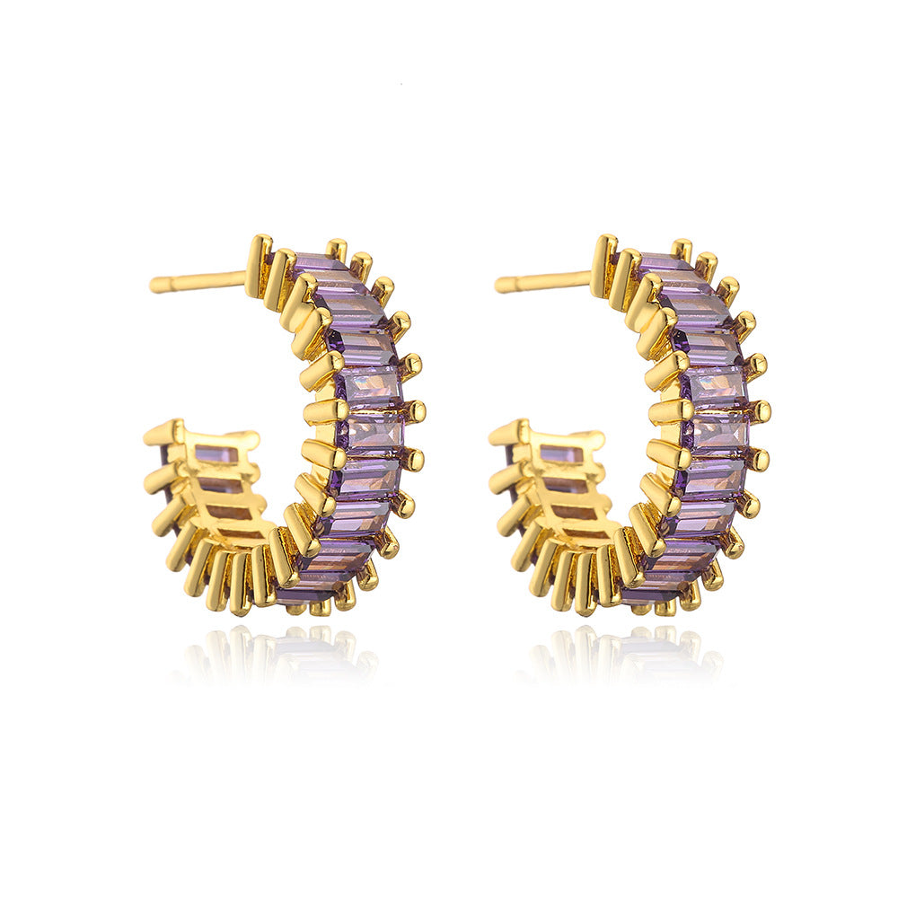 Orecchini a perno da donna minimalisti moderni geometrici a forma di C, con micro-pavé di zirconi AAA, in rame placcato oro 18K