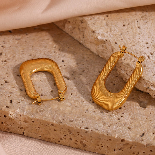 Pendientes de aro minimalistas geométricos de acero inoxidable con baño de oro de 18 quilates para mujer con textura a rayas