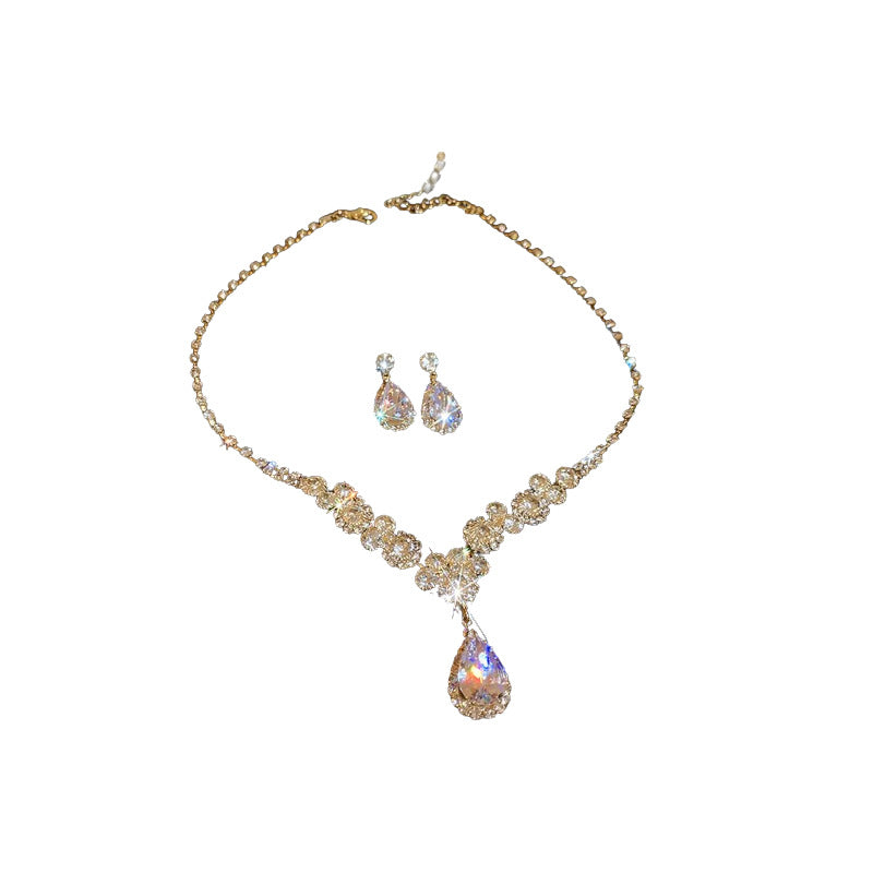 Collana con ciondolo a goccia in lega stile lussuoso con intarsi in strass da donna, gioiello alla moda con catena clavicola