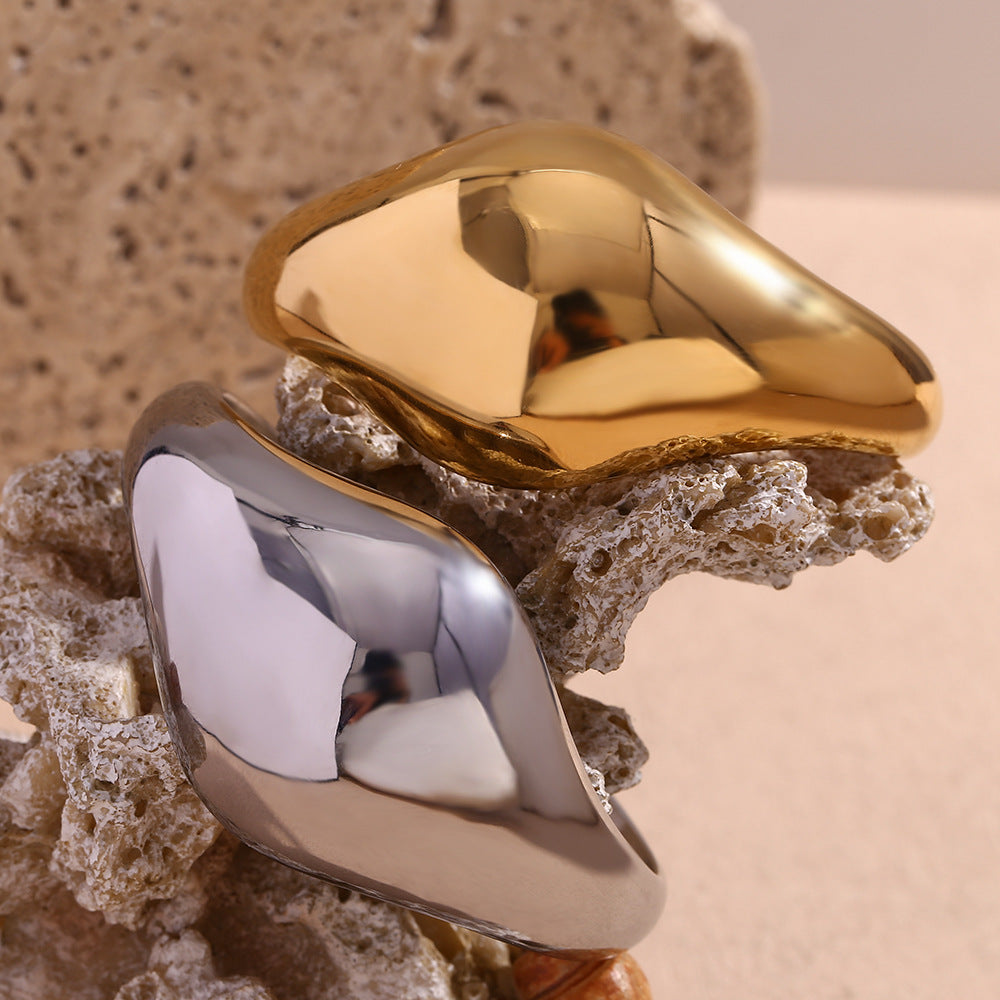 Minimalist Geometric Stainless Steel Plated 18K Gold Glossy Curved Bracelet for Women
