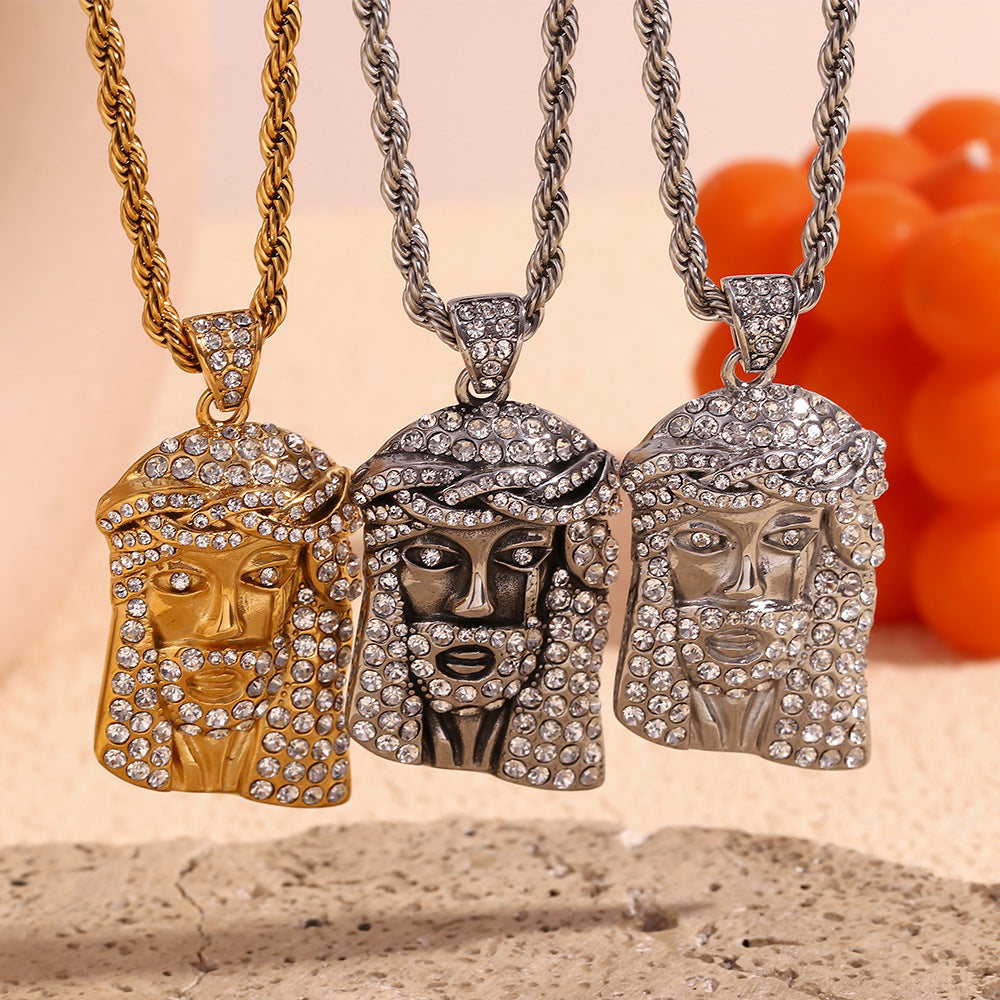 Collana con ciondolo hip-hop streetwear retrò da uomo in acciaio inossidabile placcato oro 18K e strass su tutta la superficie, con catena ritorta