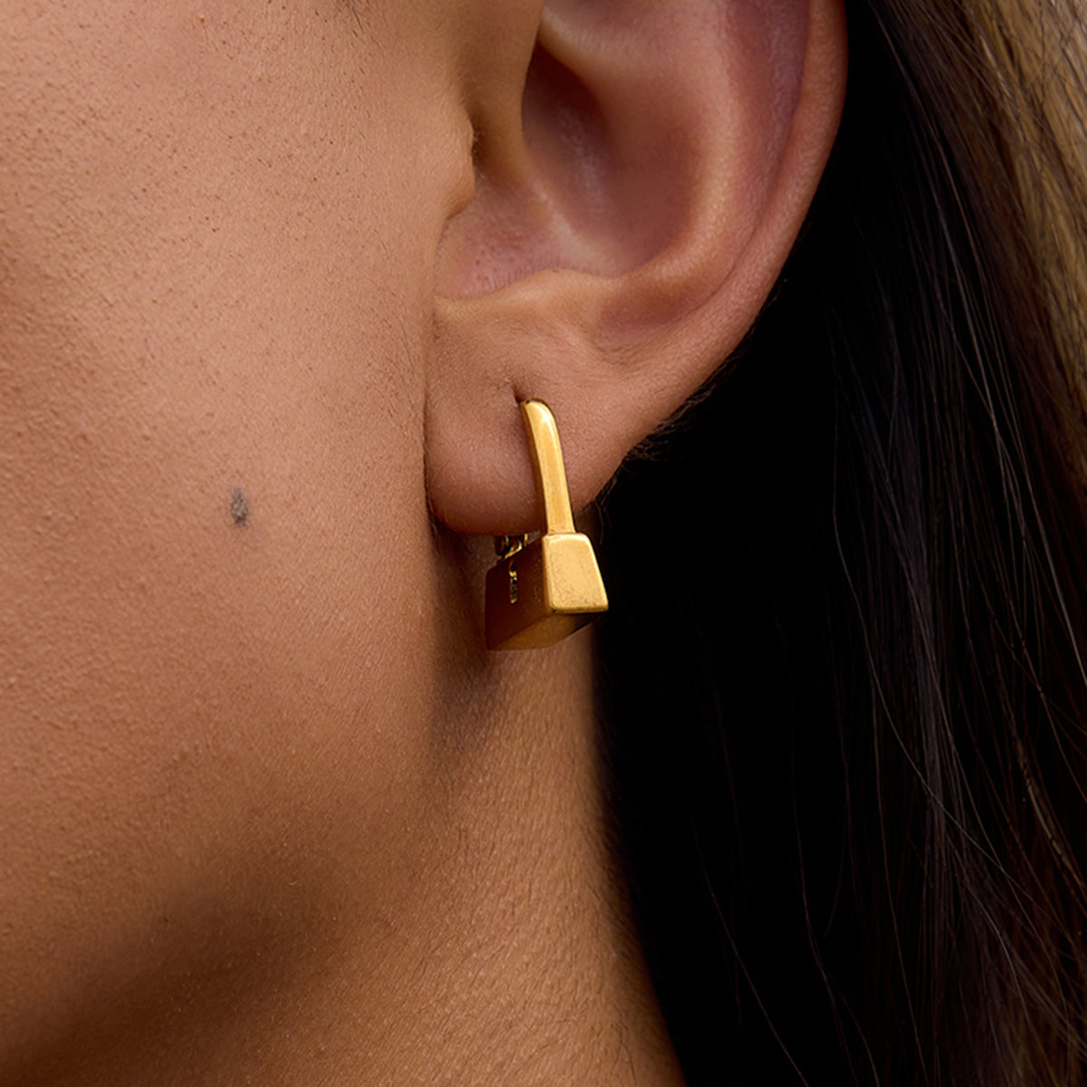 Orecchini geometrici in acciaio inossidabile placcato oro da donna, accessorio di moda minimalista, orecchini a perno in acciaio al titanio ipoallergenico