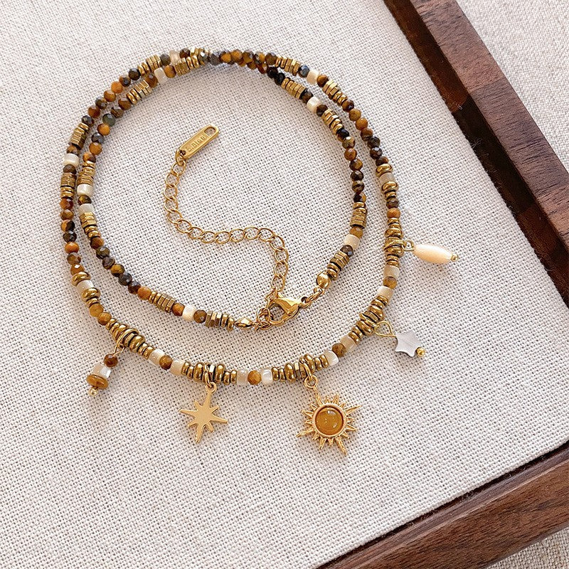 Collana pendente occhio di tigre in stile retrò con design geometrico da donna, catena a maglie color oro, accessorio minimalista di lusso