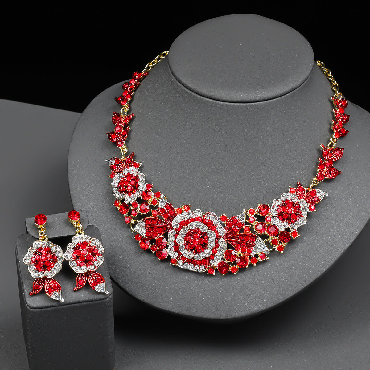 Conjunto de collar y pendientes étnicos de rosas florales de aleación con acabado chapado para mujer