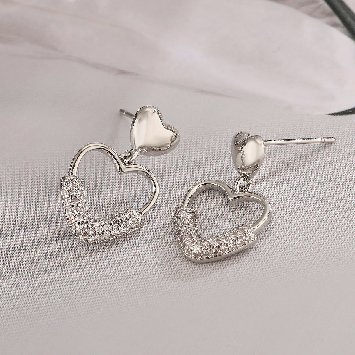 Minimalist Heart-Shaped Copper Earrings with Gold Plating and Zirconia Accents for Women