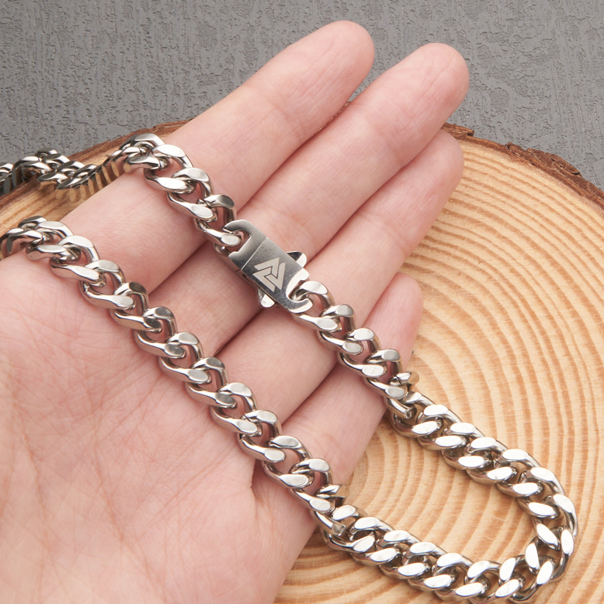 Polished Stainless Steel Viking Mythology Cuban Chain Necklace Set for Men with Titanium Steel Pendant and Bracelet