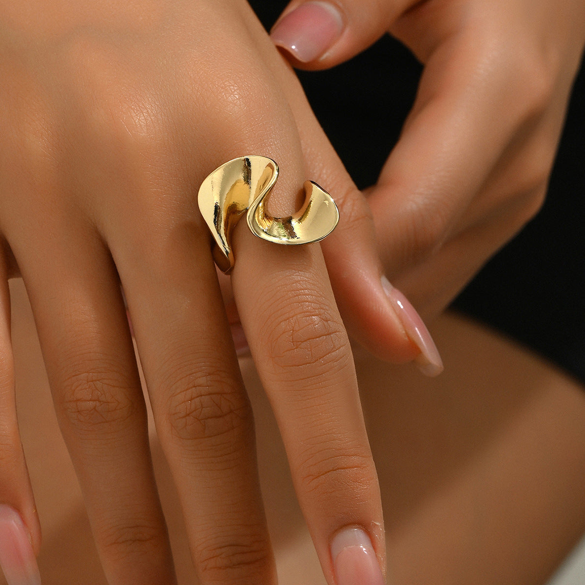 Anillo de cobre ajustable abierto con forma de U, geométrico, chapado en oro de 18 quilates, estilo Chanel, dulce y minimalista para mujer
