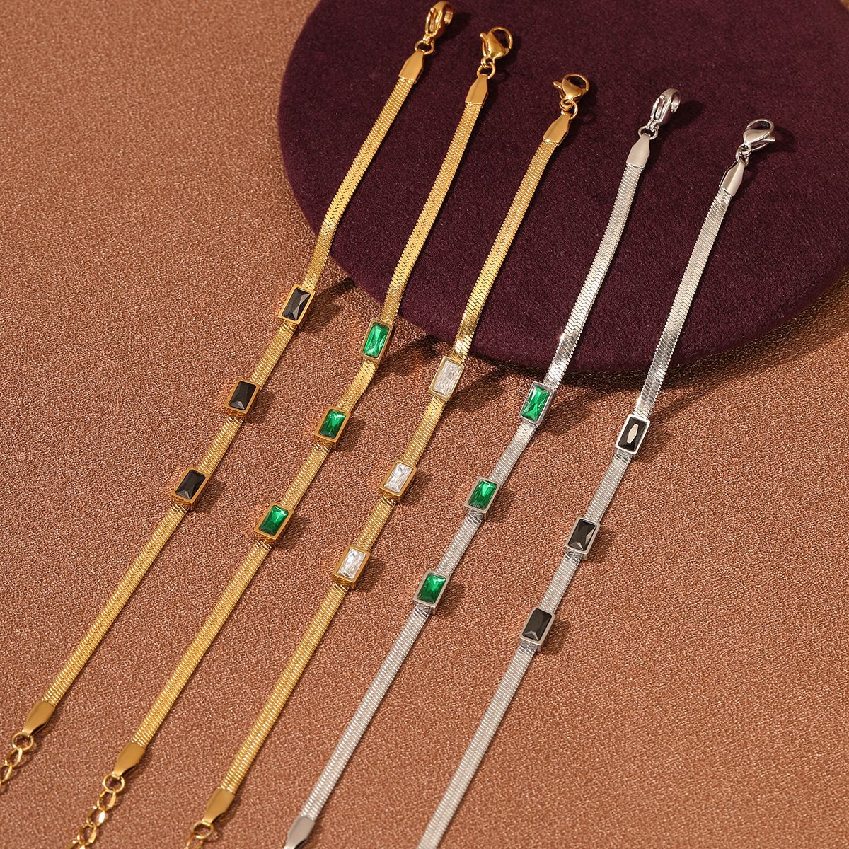 Braccialetto alla moda in acciaio inossidabile con catena a lama geometrica da donna con zirconi quadrati colorati e finitura placcata