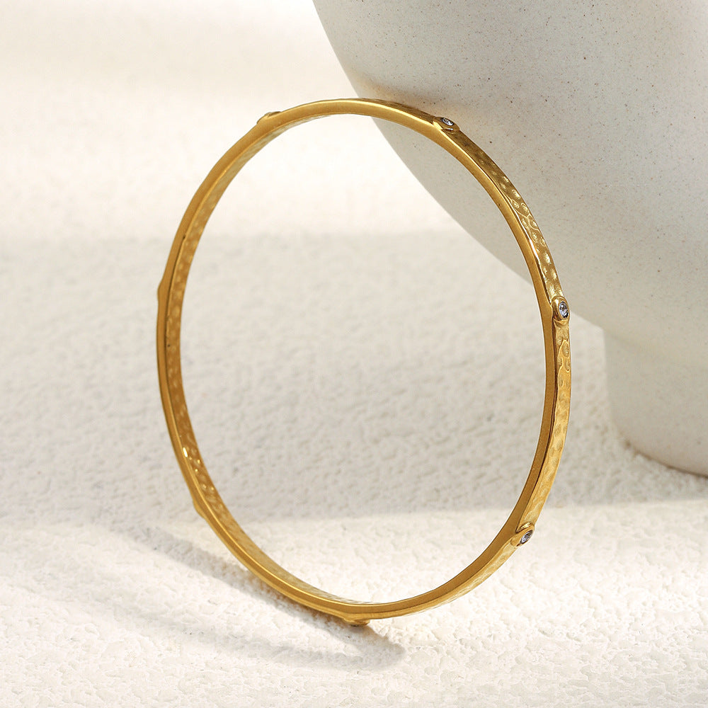 Vintage-Inspired Hammered Texture Stainless Steel Bracelet with 18K Gold Plating and Small Round Rhinestones