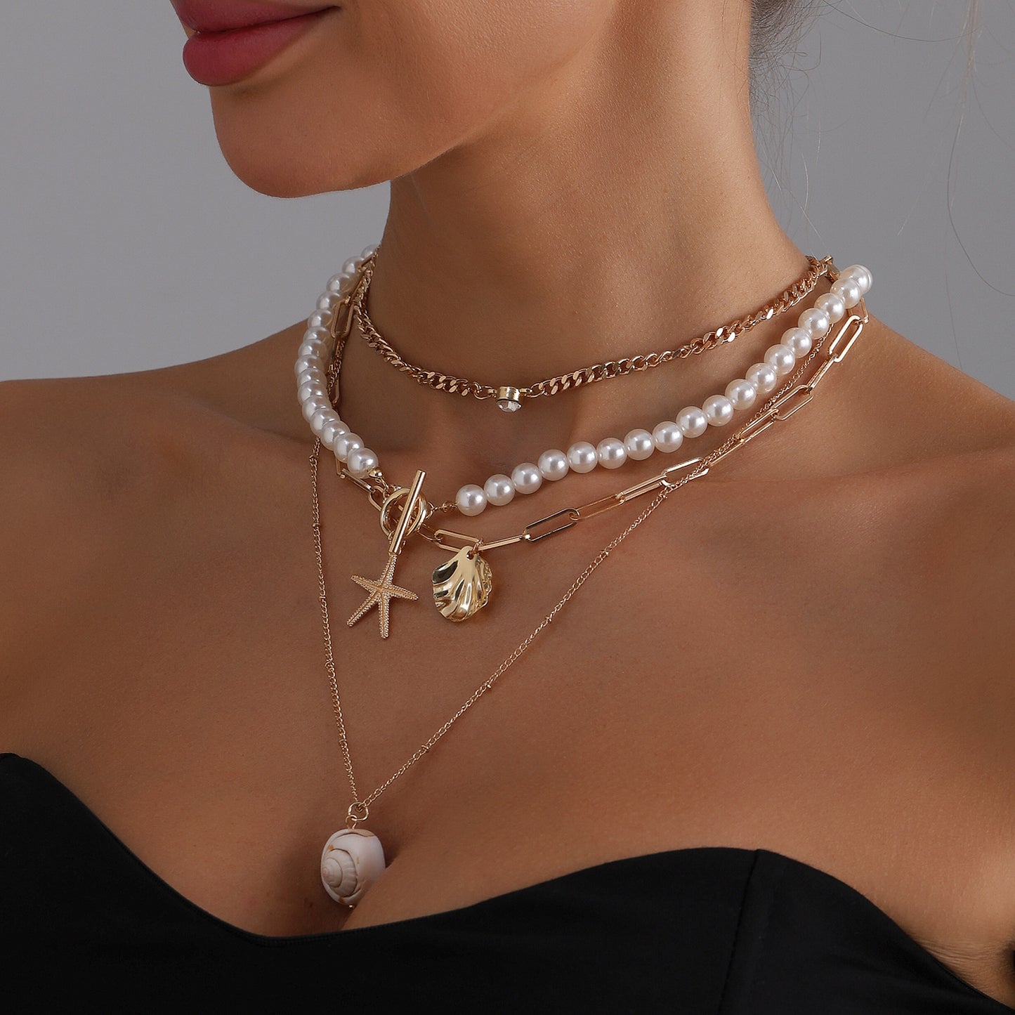 Fashion Baroque Pearl Starfish Necklace for Women with Alloy Pendant, Geometric and Heart Shape, Electroplated Finish, Casual Clavicle Chain