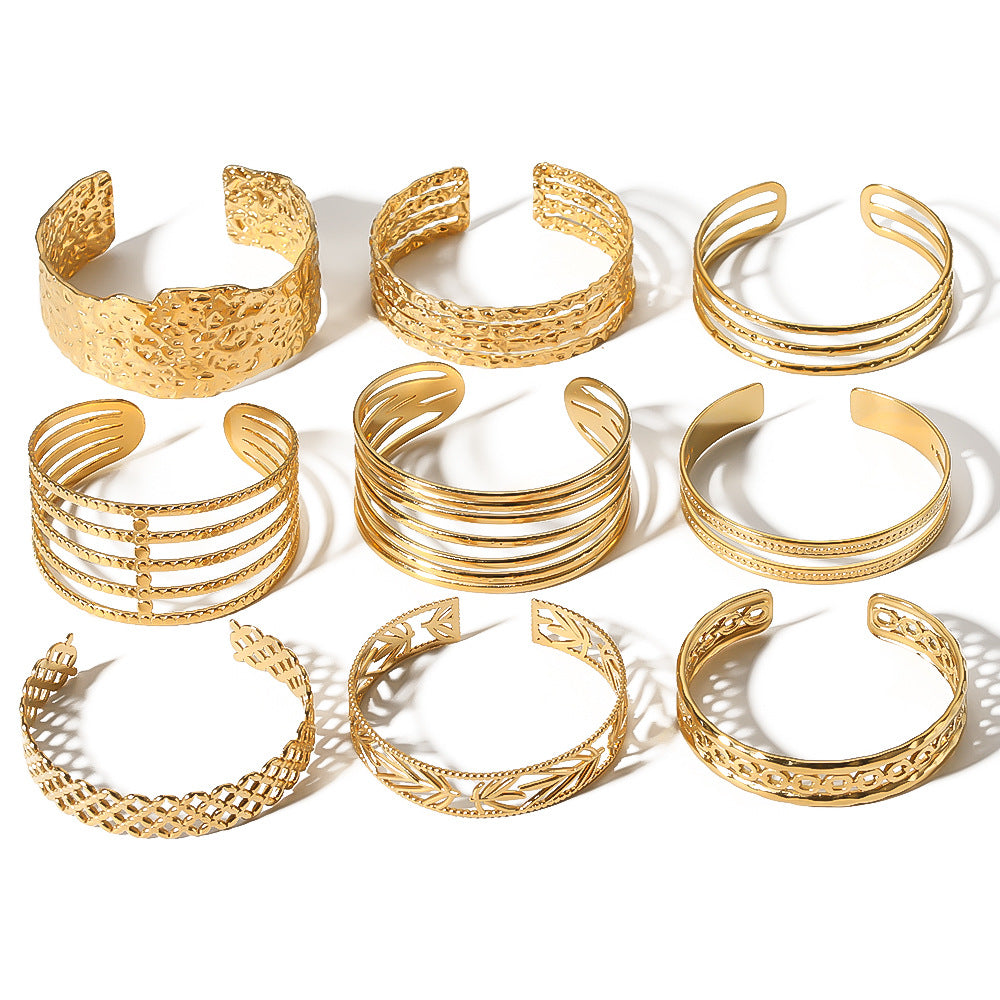 Adjustable Open Bangle Bracelet for Women in Stainless Steel with 18K Gold Plating, Hollow-Out Design, Textured Chain and Irregular Woven Pattern