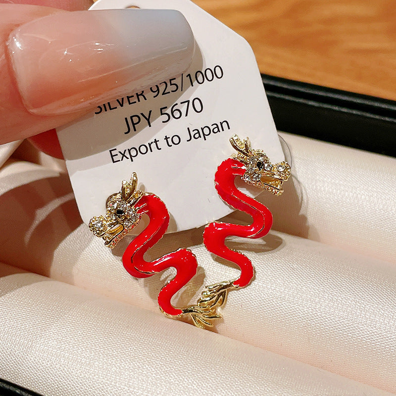 Fashionable Dragon-Shaped Zirconia Ear Cuffs for Women Stainless Steel Plated with Real Gold No-Piercing Ear Bone Clips