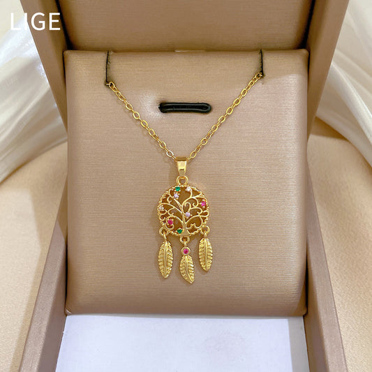 Luxury Sweet Geometric Rhinestone Pendant Necklace in Titanium Steel Chain for Unisex