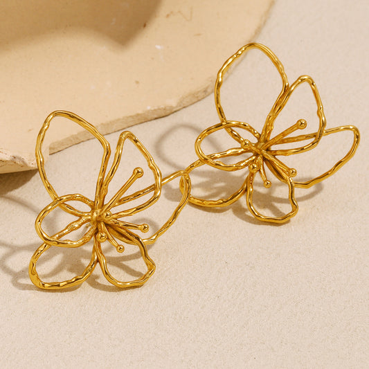 Fashionable Minimalist Floral Stainless Steel Earrings with 18K Gold Plating for Women