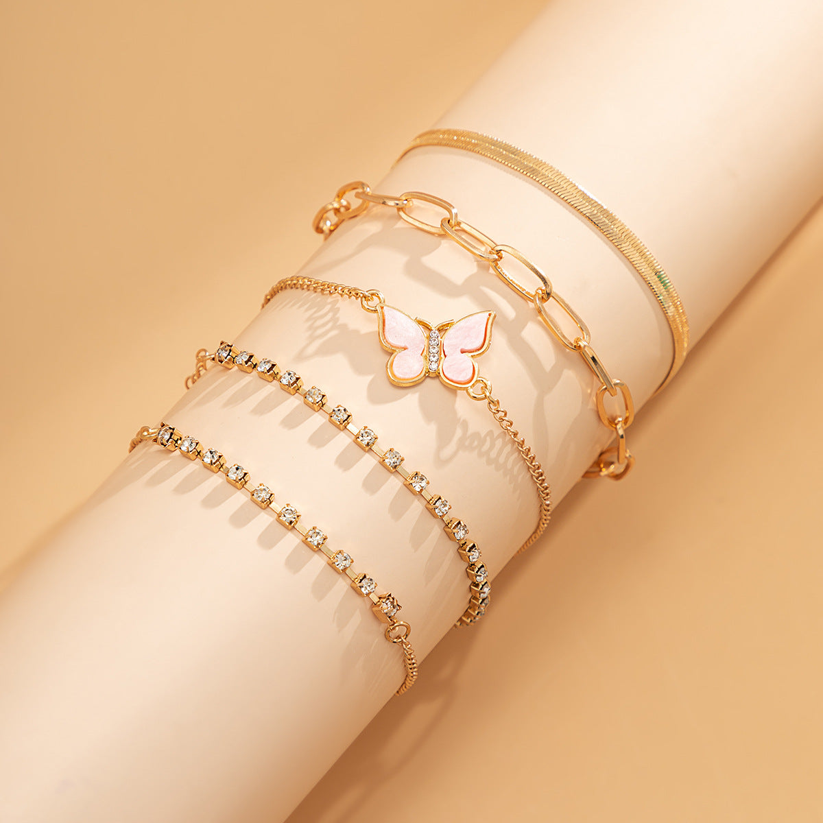 Bracciale a forma di farfalla in lega con intarsio di strass da donna, design minimalista a catena serpente, stile fresco e dolce