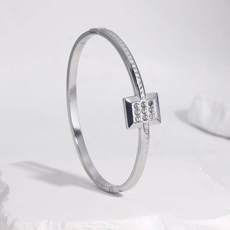 Minimalist Elegant Gold Plated Geometric Square Stainless Steel Bracelet with Rhinestone