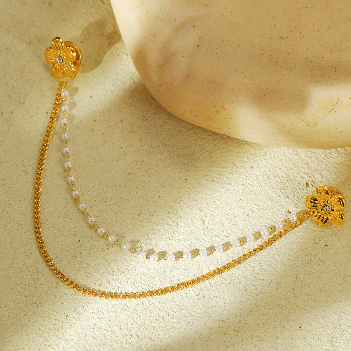 Spilla alla Moda Geometrica con Perle e Strass in Acciaio Inossidabile con Finitura Placcata per Colletto di Camicia