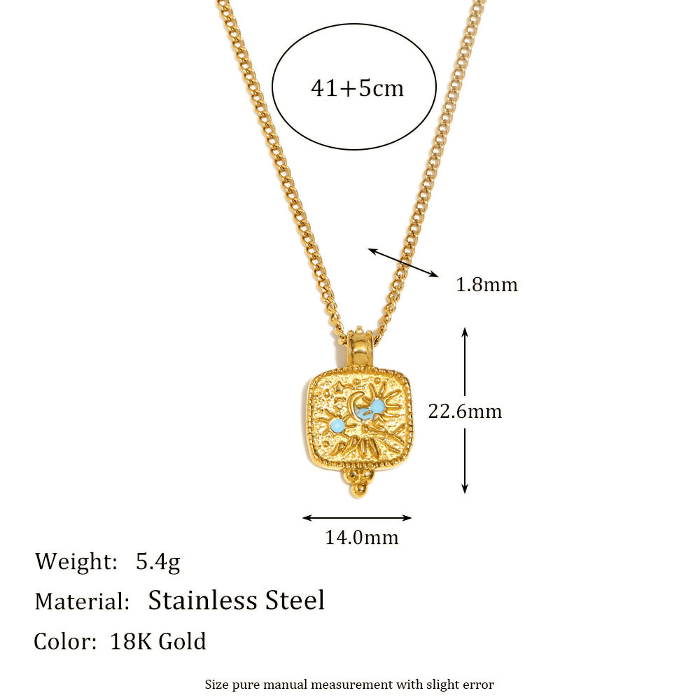 Collana con Pendente Minimalista Geometrico a Stella e Sole in Acciaio Inossidabile con Placcatura in Oro 18K e Dettagli in Smalto per Donna