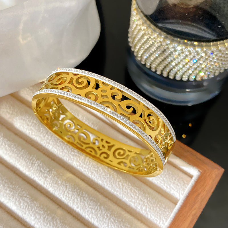 Minimalist Luxury Gold Plated Geometric Roman Number Cubic Zirconia Inlay Stainless Steel Cuff Bracelet for Women