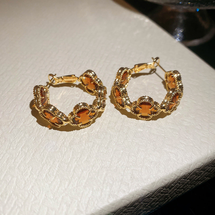 Orecchini francesi vintage floreali in cristallo con perni in acciaio placcato oro da donna