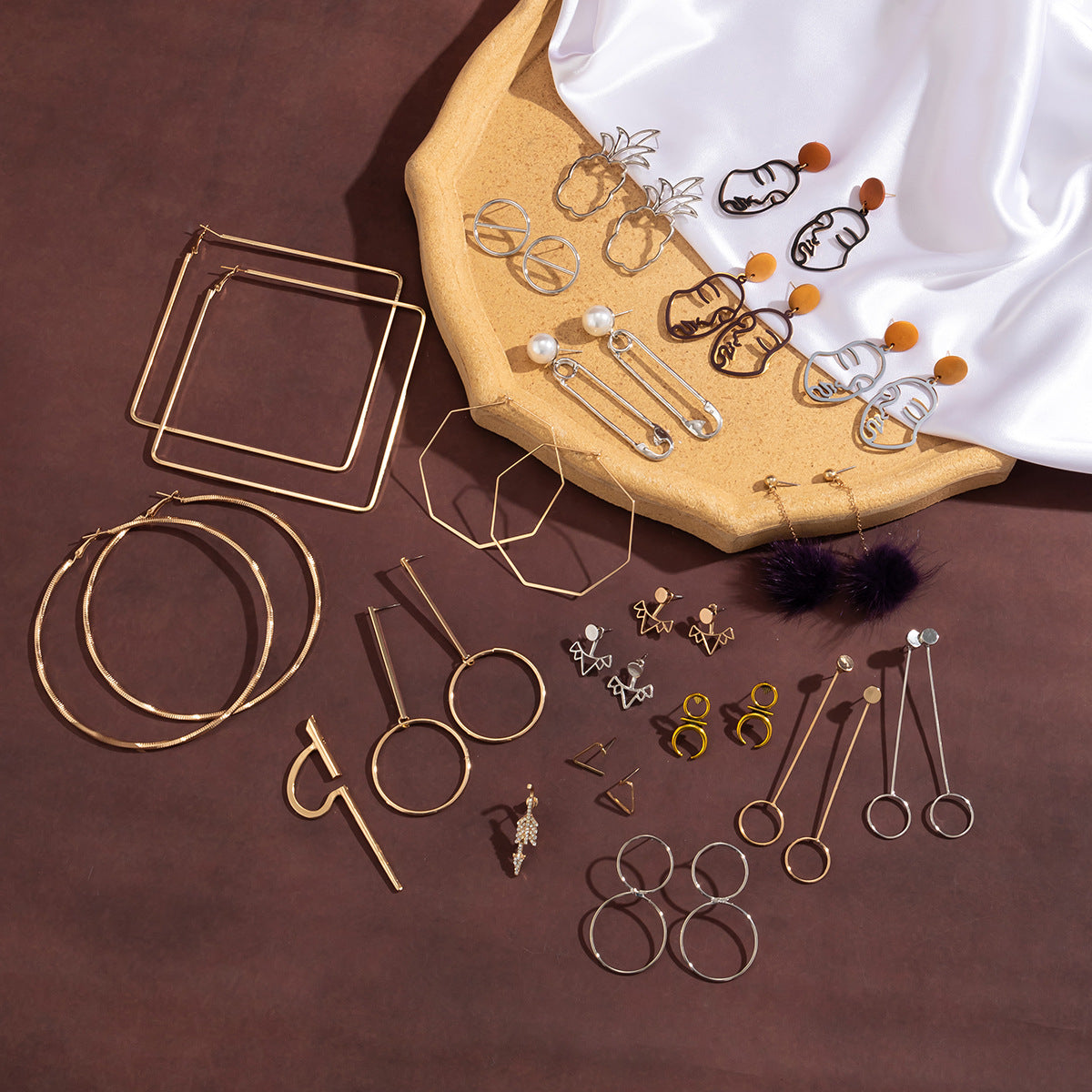 Minimalist Hip-hop Geometric Alloy Plated Earrings for Women