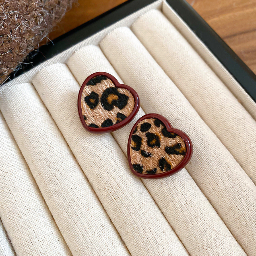 Pendientes de tuerca retro geométricos con diseño de estampado de leopardo con textura de terciopelo para mujer, aleación galvanizada, accesorio de moda minimalista de lujo