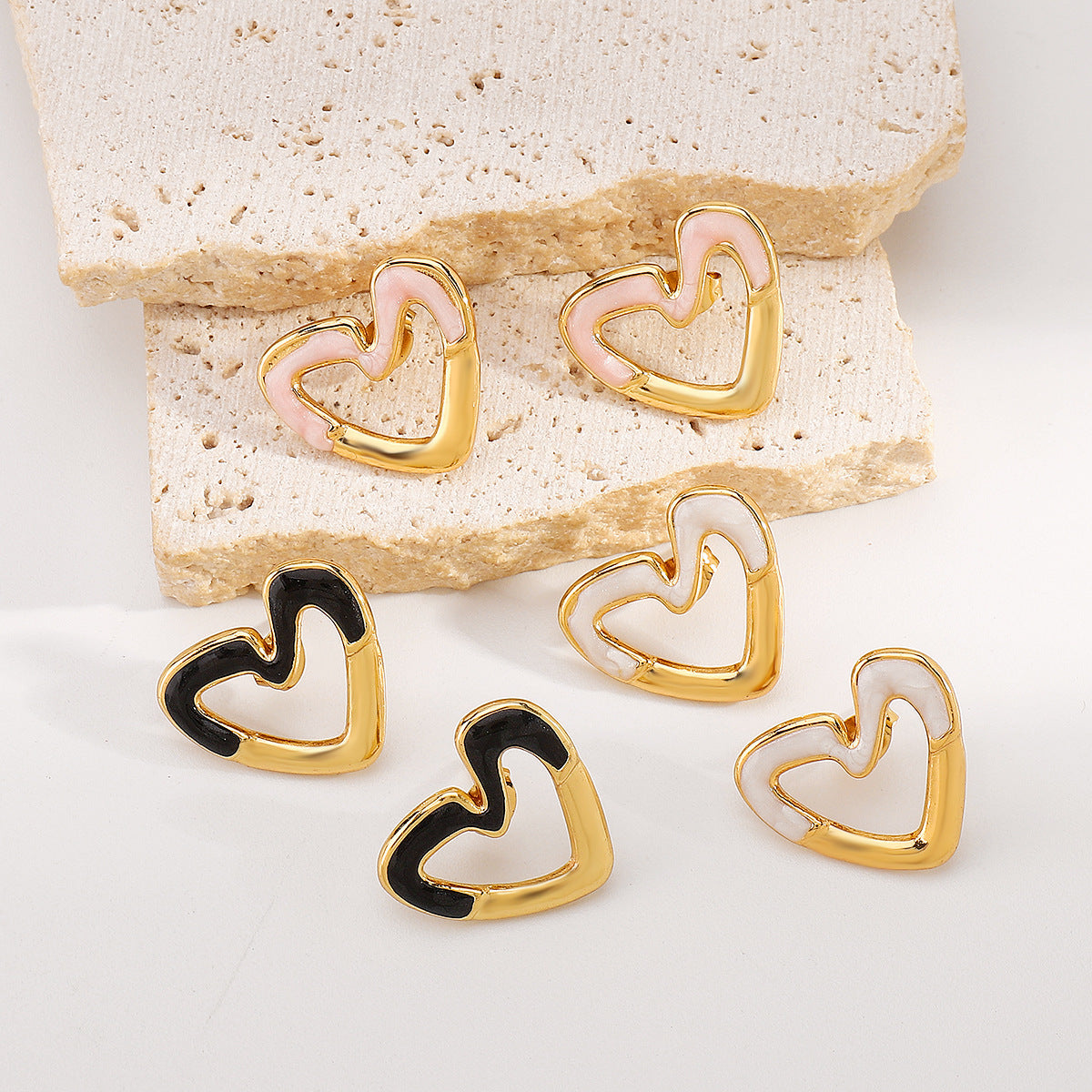 Retro Minimalist Heart-Shaped Stainless Steel Earrings with Enamel Finish for Women