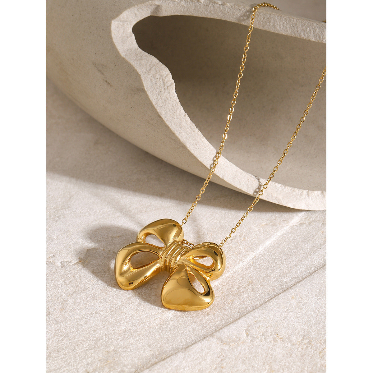 Minimalist 18K Gold Plated Stainless Steel Bow Knot Necklace for Women