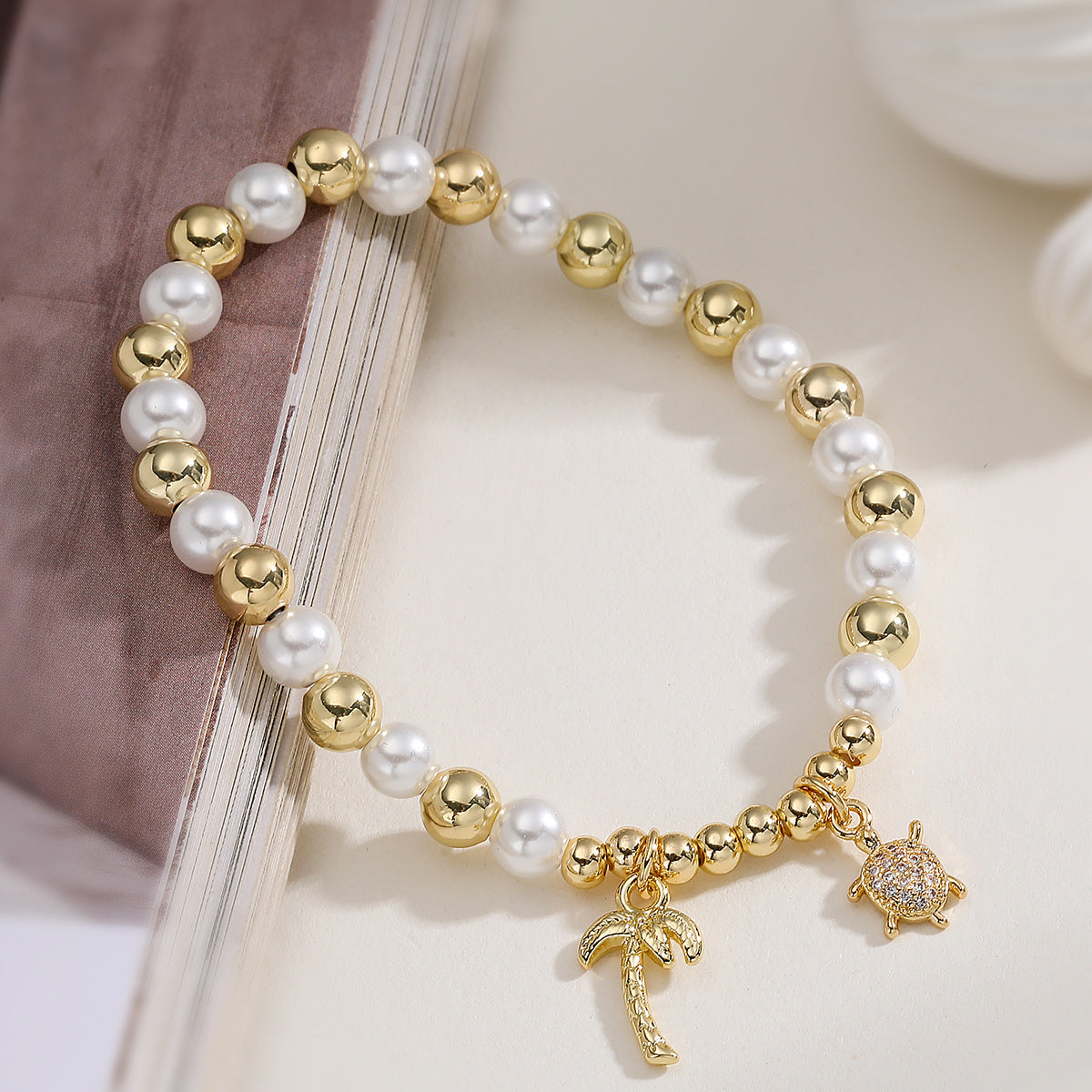 Minimalist Luxury Geometric Turtle Pendant Bracelet with Cubic Zirconia and Plated Finish for Women