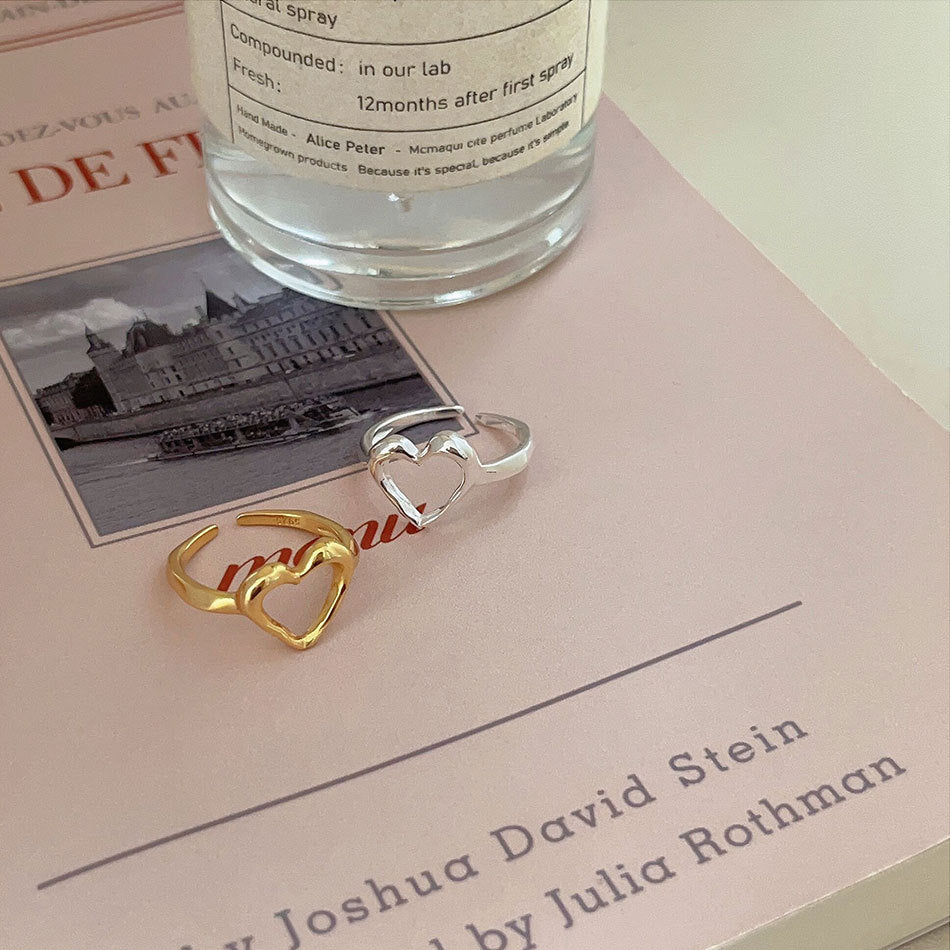 Minimalist Heart-Shaped 925 Sterling Silver Ring with Beveled Square Detail for Women