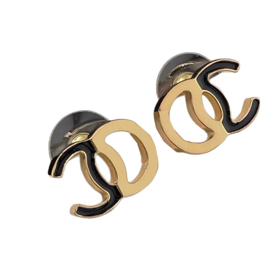 Sweet Luxury Double C Letter Gold Plated Brass Earrings with Black and White Pearls 925 Silver Post for Women