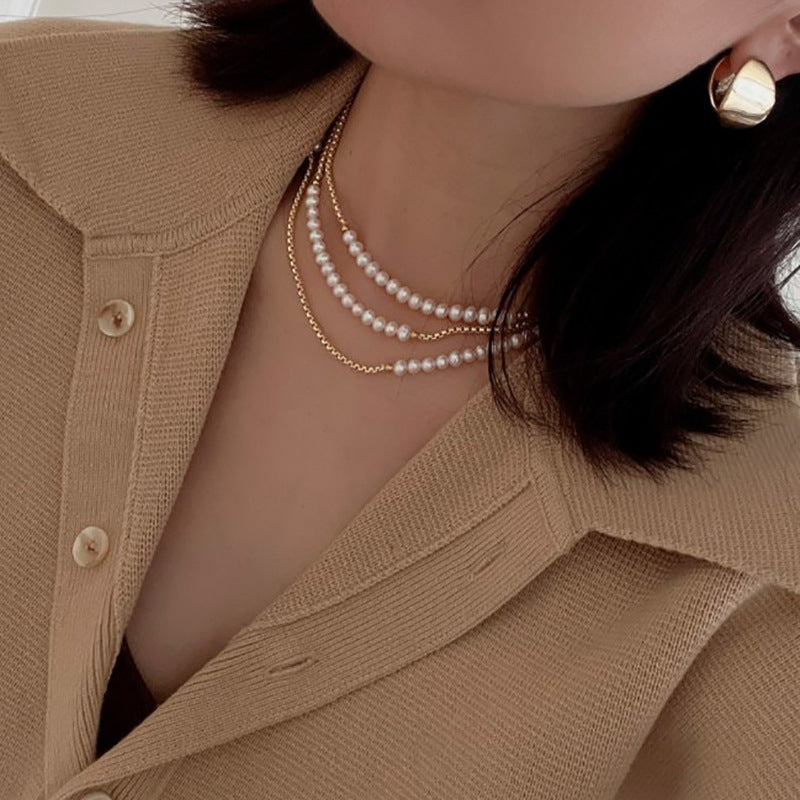 Collar con Colgante de Acero de Titanio Estilo Vintage Elegante con Diseño en Forma de Corazón y Acabado Bañado para Mujer