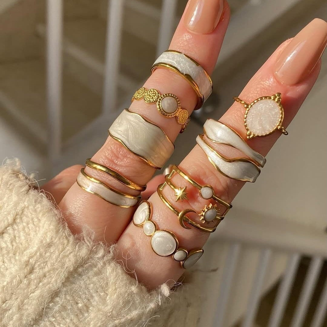 Anello Aperto Geometrico Minimalista per Donna e Uomo in Acciaio Inossidabile Placcato Oro con Motivi Floreali, Albero e Girasole