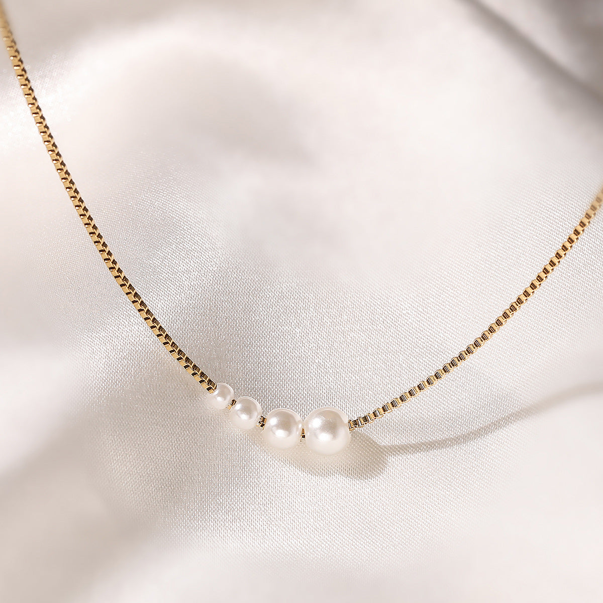 Minimalist 18K Gold Plated Geometric Stainless Steel Pearl Necklace for Women