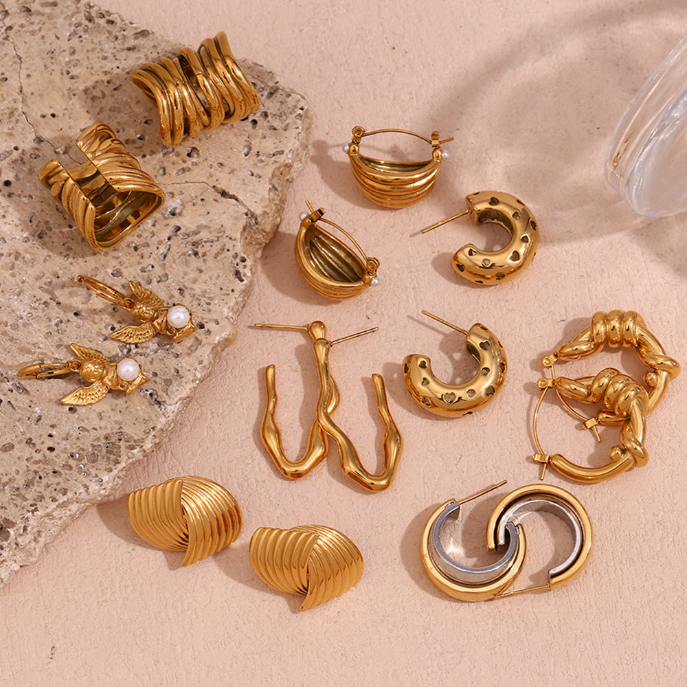 Orecchini a clip in acciaio inossidabile vintage con design geometrico a V, placcati in oro 18 carati e motivo a strati cavi