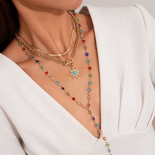 Set di collane con pendente geometrico minimalista con nappe di cristallo e ciondolo in lega placcata su catena a maglia snake per donna