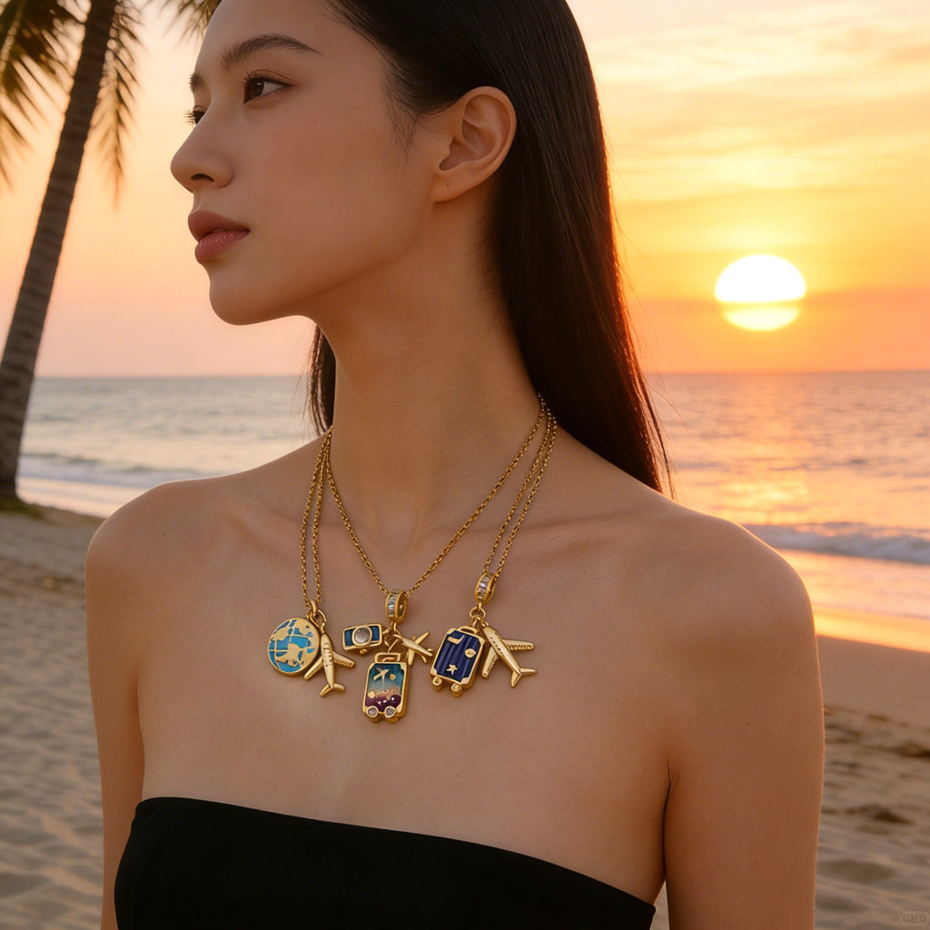 Collana Pendente da Donna a Goccia in Acciaio Inossidabile Placcato Olio, con Design Geometrico, Aeroplano e Mappamondo