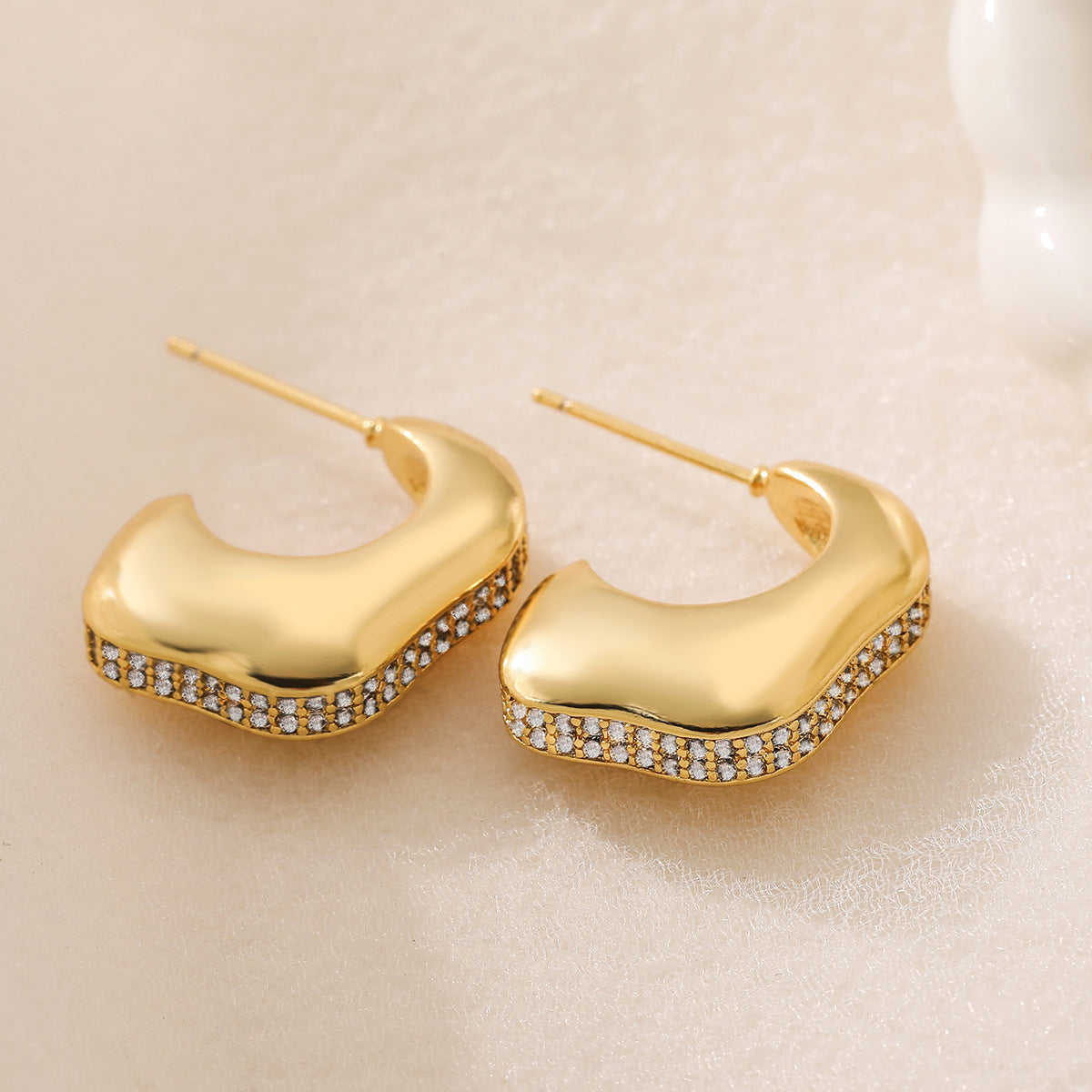 Minimalist Geometric Earrings in Copper with 18K Gold Plating and Zircon Inlay for Women