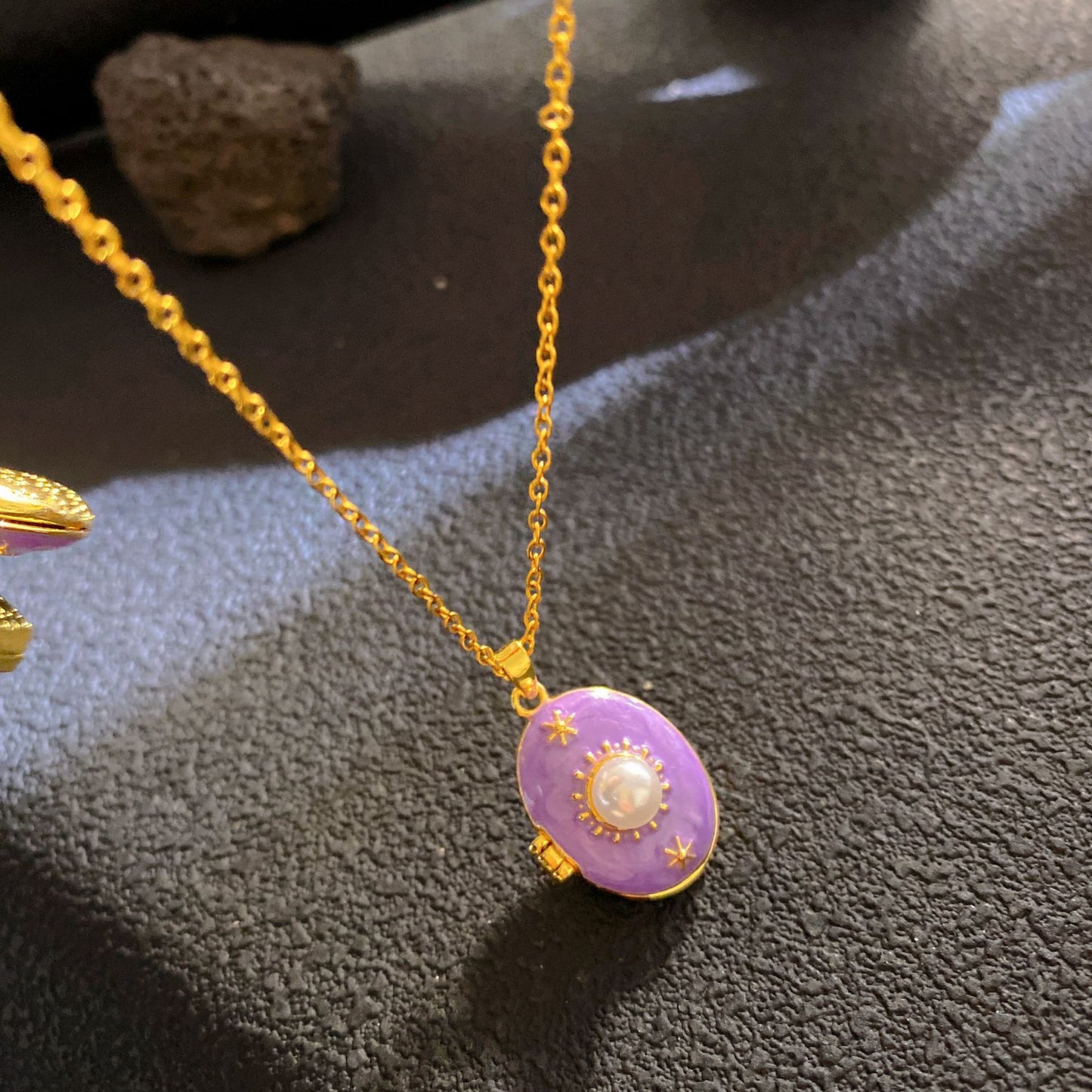 Vintage Elegant Geometric Leaf Teardrop Drip Oil Cubic Zirconia Necklace with 18K Gold Plated Brass Pendant on Titanium Steel Cable Chain for Women