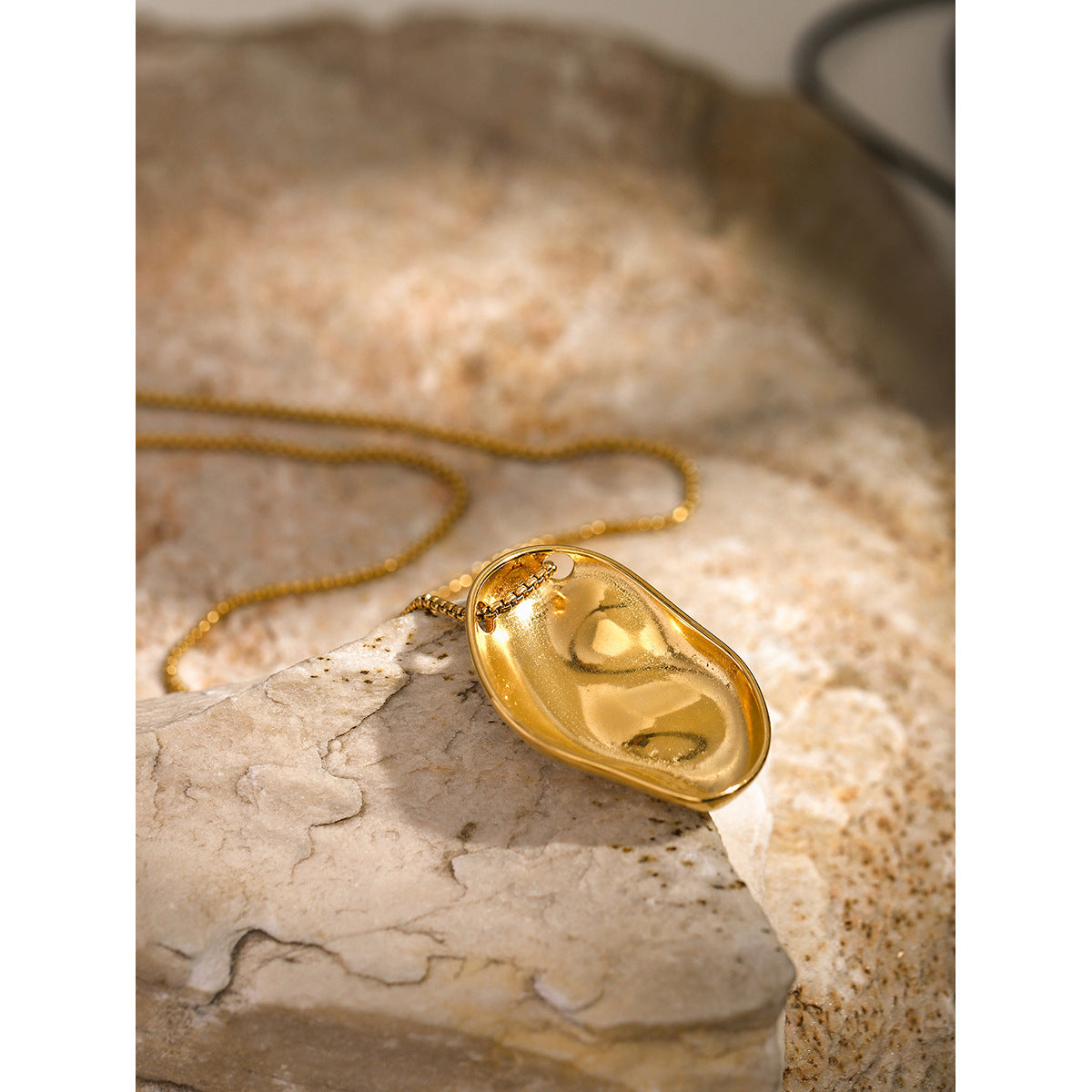 Ins Style 18K Gold Plated Irregular Hammered Stainless Steel Snake Chain Necklace Unisex