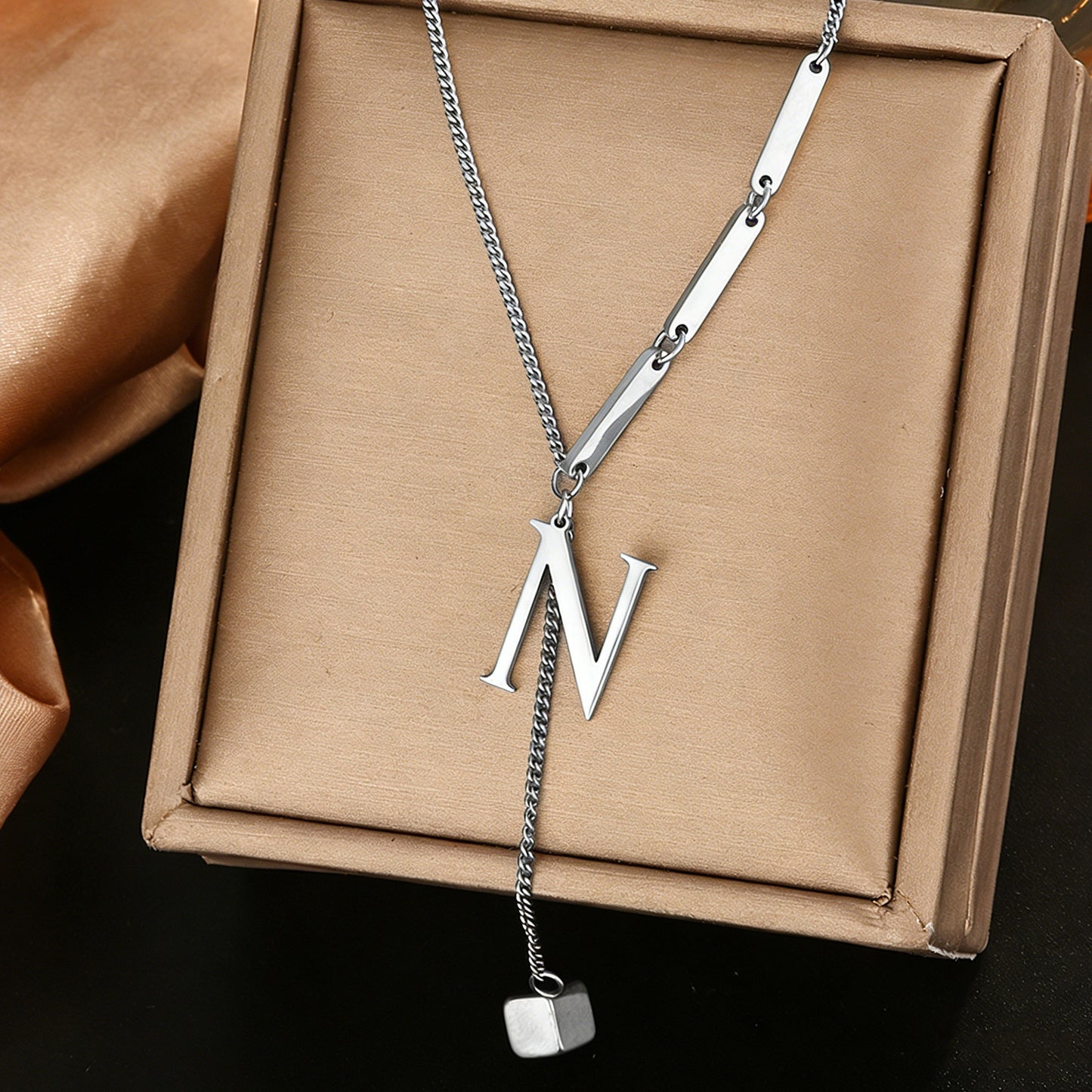 Luxury Polished Letter Titanium Steel Pendant Necklace Stainless Steel Chain for Women