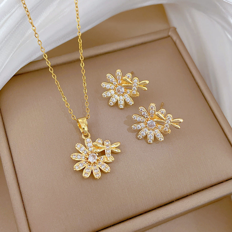Sweet Minimalist Rhinestone Floral Butterfly Titanium Steel Necklace Set for Unisex