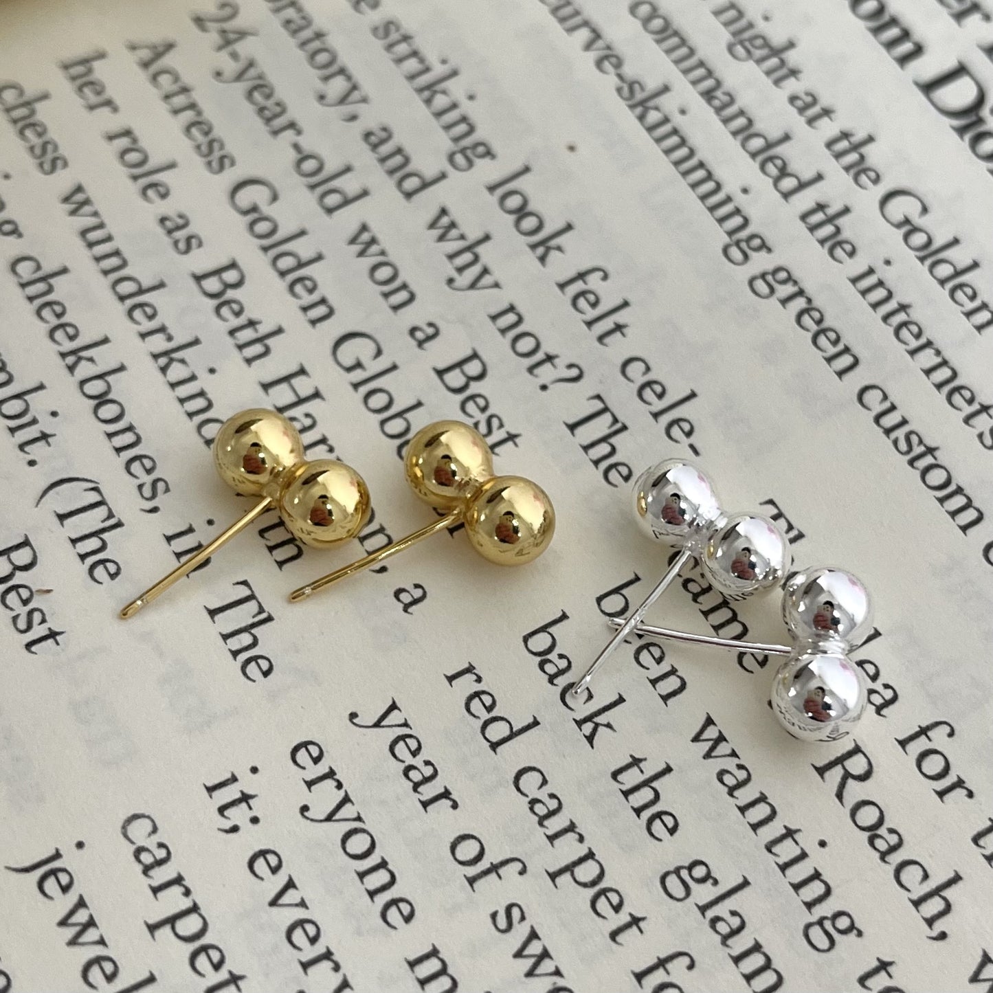 Orecchini a perno tondi a pois in argento Sterling 925 da donna