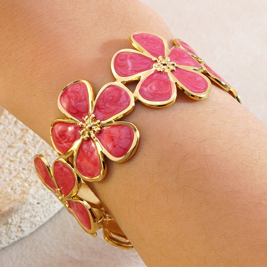 Bracciale a Polsino Aperto in Acciaio Inossidabile con Fiore a Cinque Petali, Motivo Floreale Casual