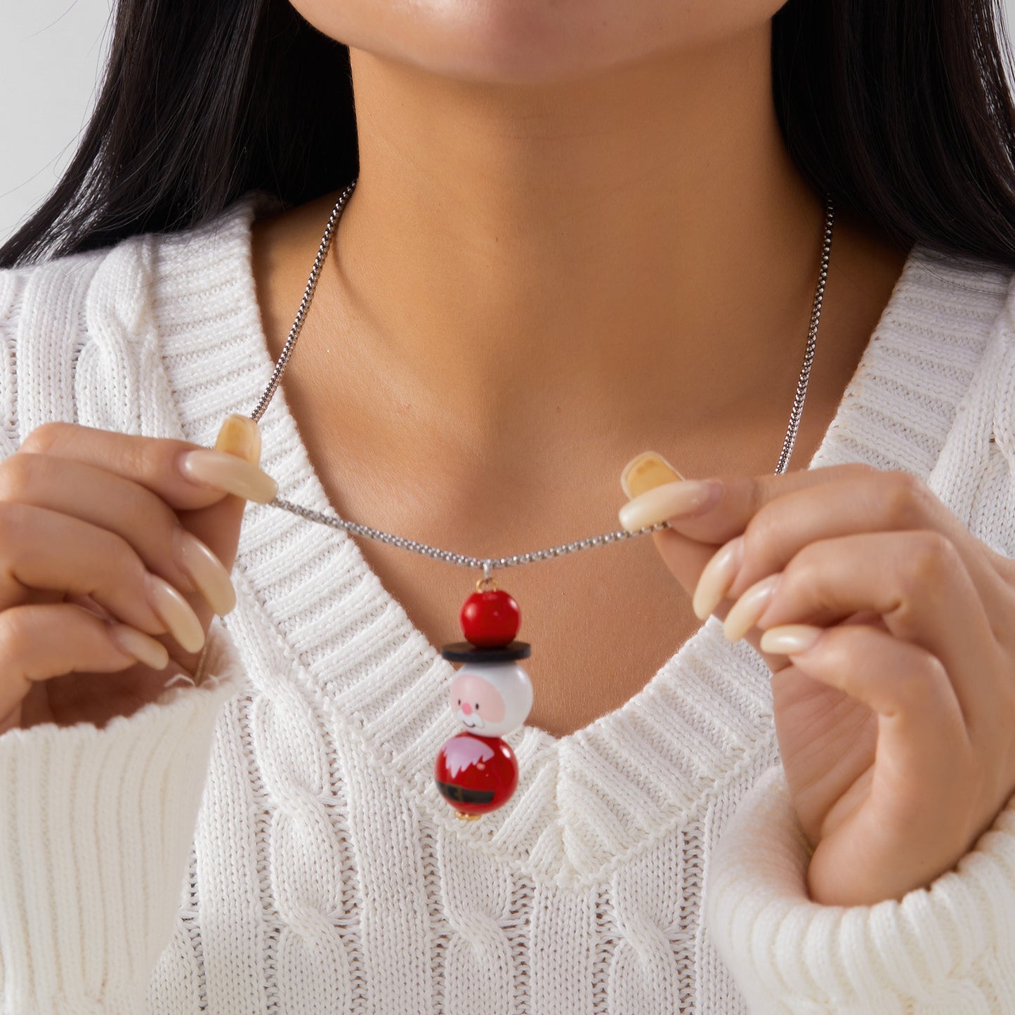 Collana con ciondolo a forma di pupazzo di neve in resina a tema natalizio con finitura placcata per donne e uomini, catena maglione festiva per le vacanze