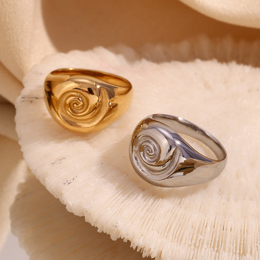 Vintage Geometric Stainless Steel Ring with 18K Gold Plating for Women